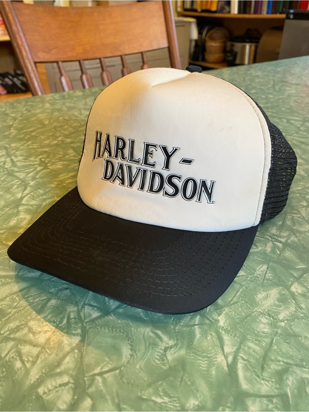 Nice Black & White Harley Davidson Museum Trucker Mesh SnapBack Hat